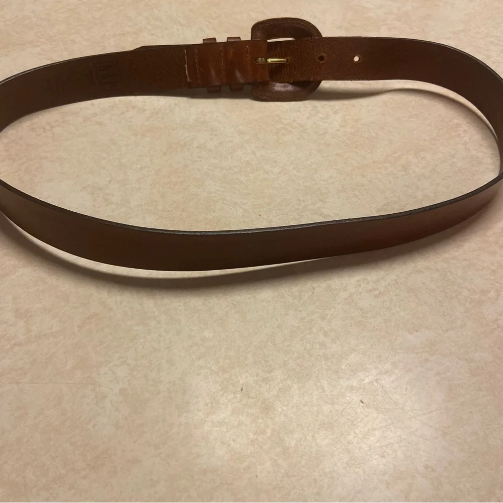 Vintage Gap Belt Womens 31”-34” USA Made Brown Leather Retro 80s 90s Classic